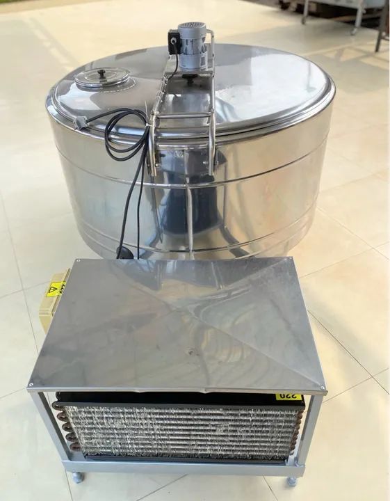 Tanque de Leite  500 L Resfriador  220v Monofásico  - Foto 3