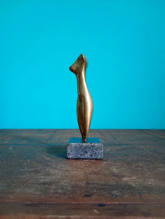 Escultura em bronze polido representando "Torso Feminino" - Foto 4