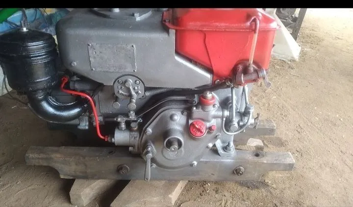 Motor a diesel yanmar b8 totalmente restaurado