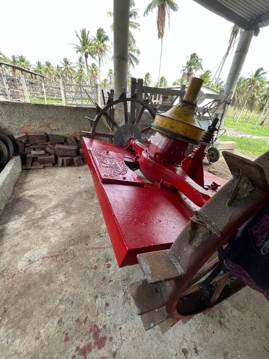 Vendo duas roçadeiras de arrasto ticão - Foto 6