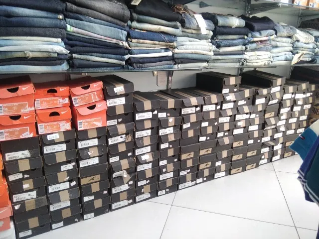 Calças jeans originais masculinas e femininas em atacado e varejo com 50 % de desconto !