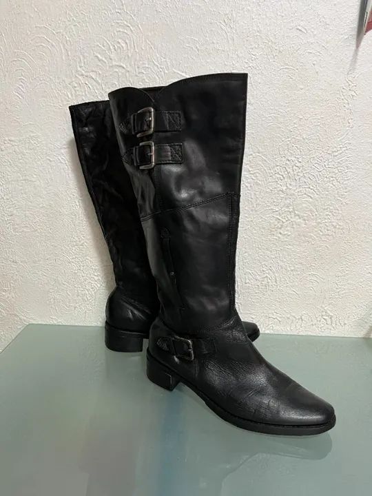 Bota cano longo em couro tamanho 37 - Foto 4