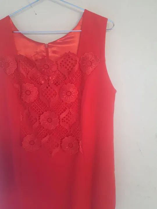 Vestido Vermelho com Renda semi-novo - Foto 2
