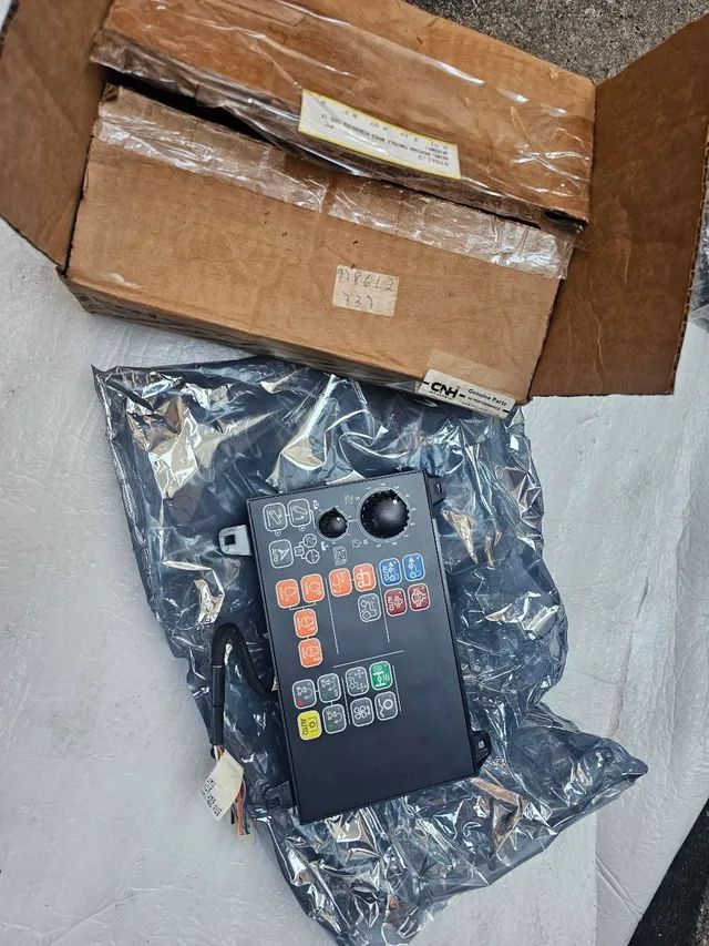 Trator case puma magnum maxxum painel controle ECU central  nova original - Foto 3