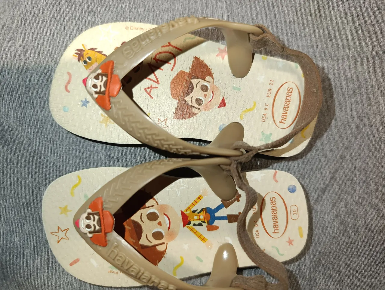 Sandálias Havaianas Toy Story - Tamanho 20