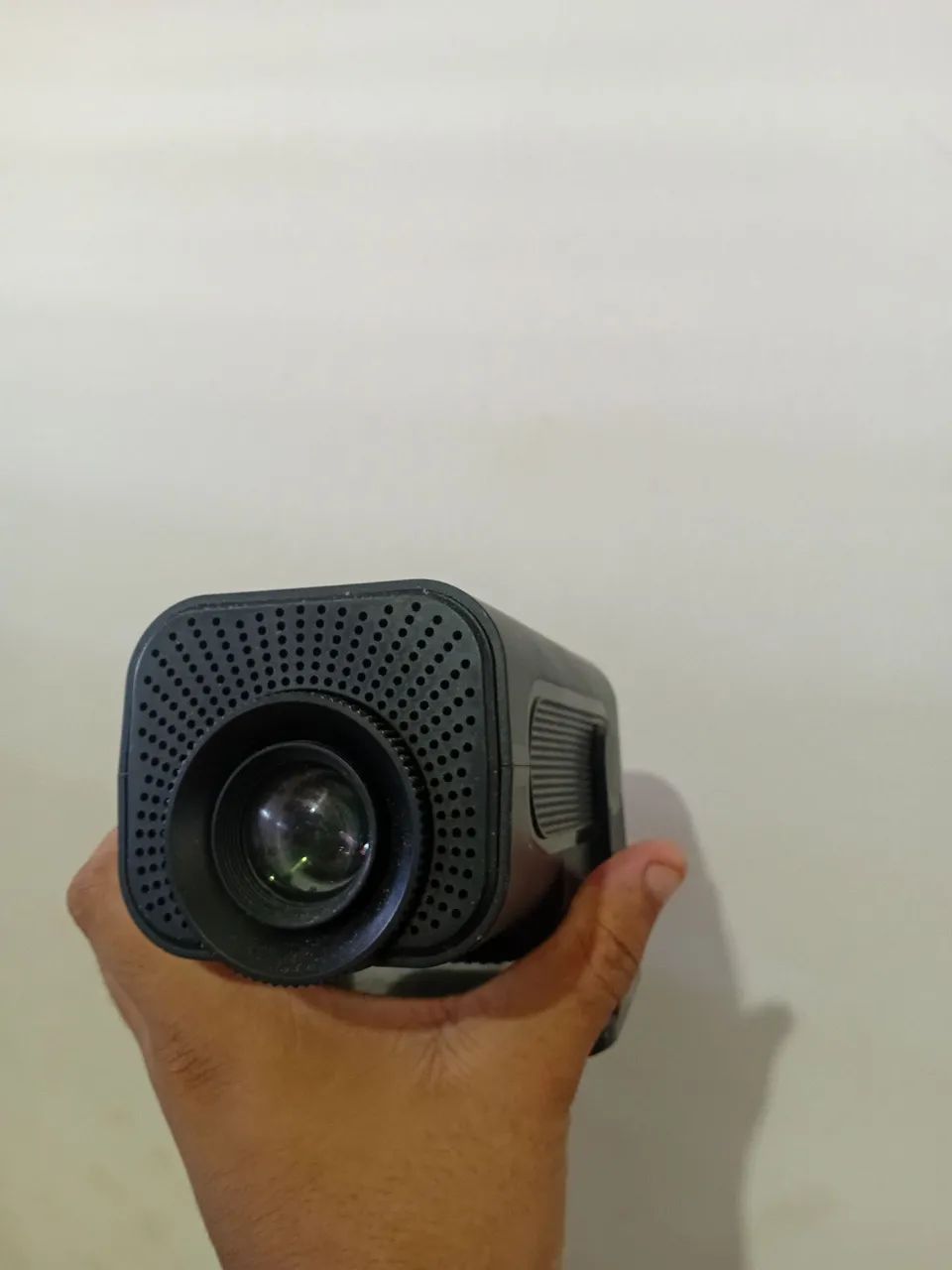 PROJETOR HY320 FULL HD FUNCIONANDO PERFEITAMENTE 