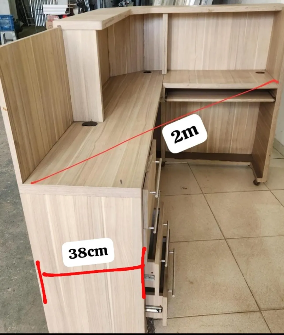 Balcão de atendimento PARA VENDER LOGO