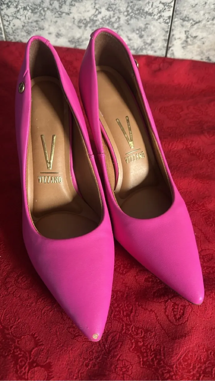 Sapato Scarpin bico fino