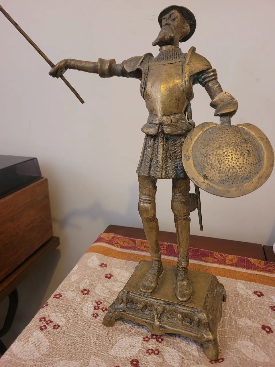 Estátua Antiga de Don Quixote: