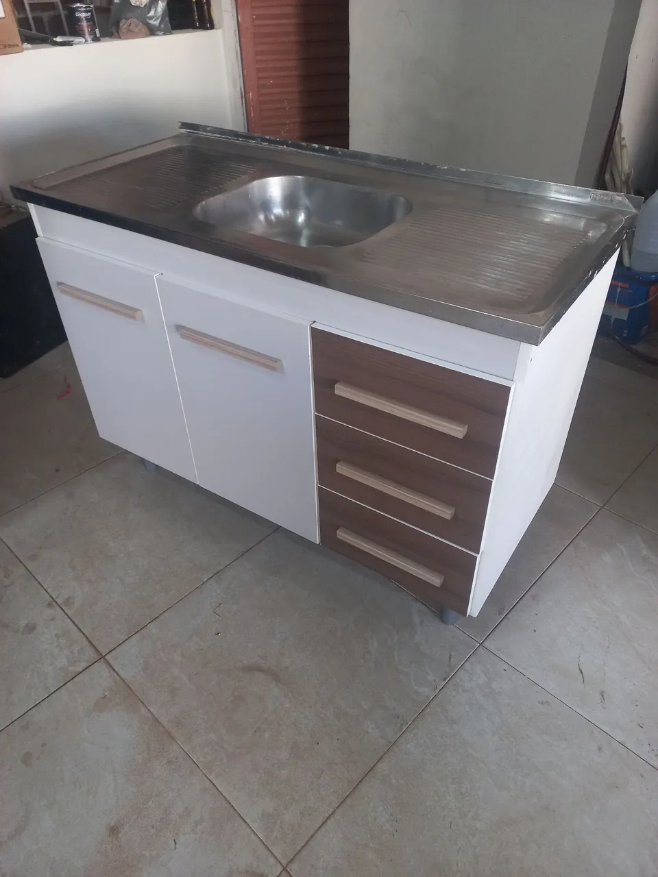 Balção de Cozinha com Pia em Aço Inox