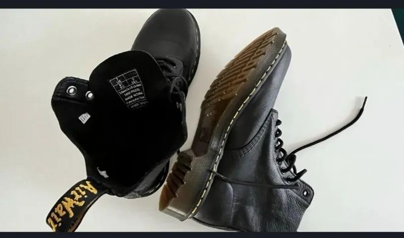 botas dr. martens novas - Foto 3
