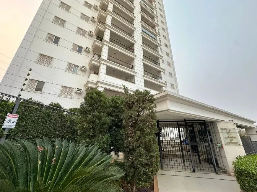 Apartamento mobiliado com sacada gourmet no Bosque da Saúde - 4 quartos e 2 vagas