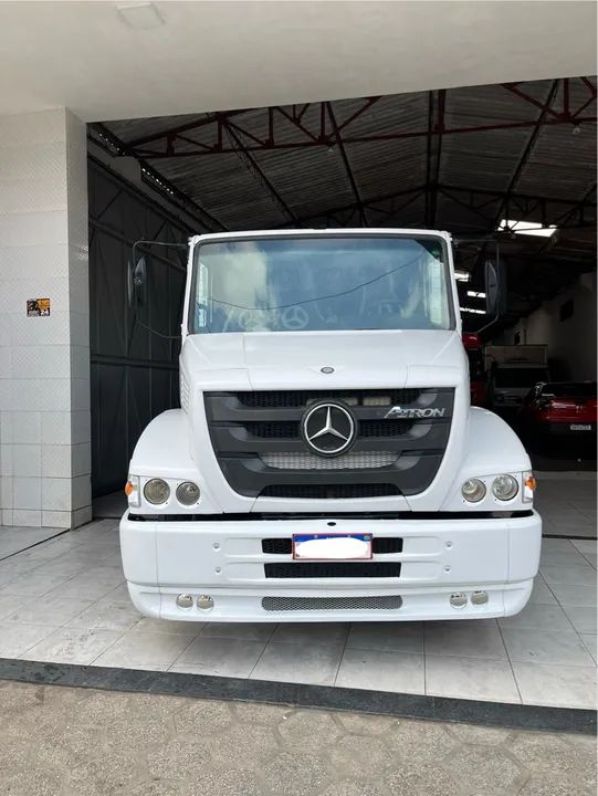 Mercedes Atron 1319 Ano 2014 - Foto 4