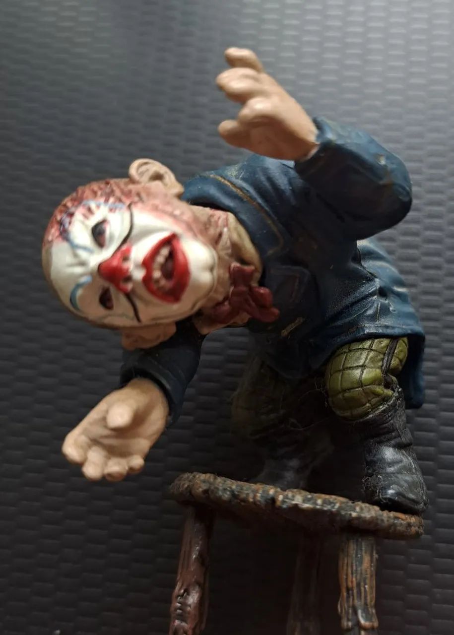 Bleb and Heeler Sabbaticus Infernal Parade Clive Barker é  McFarlane  - Foto 5