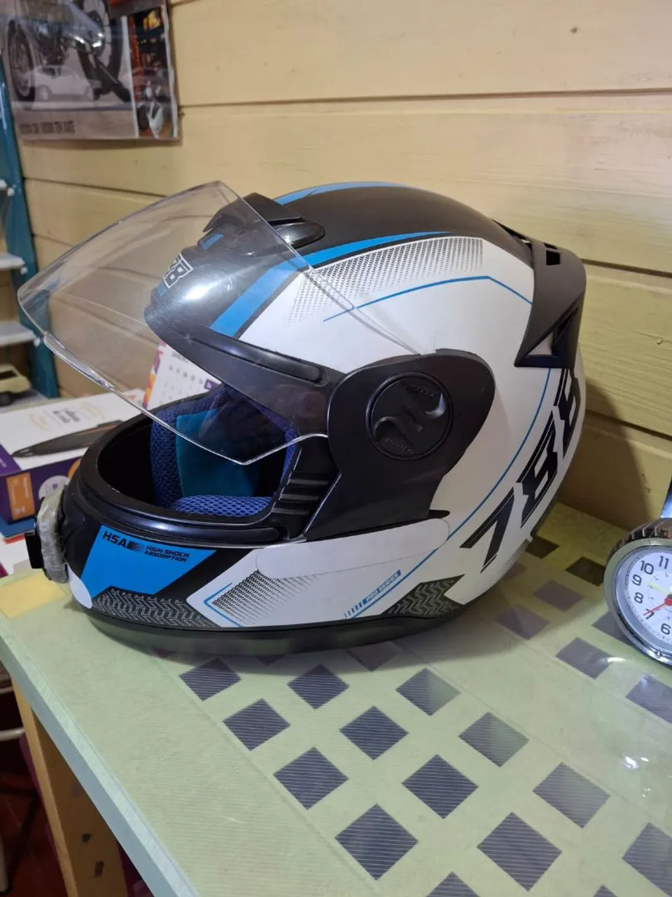 Capacete 788 - Preto, Branco e Azul
