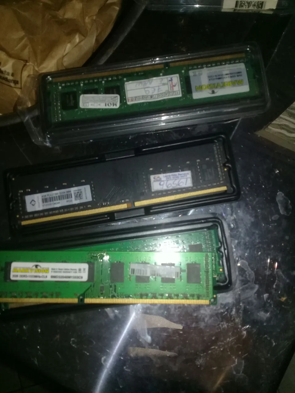 Vendo loTe Memórias RAM DDR3 e DDR4 -