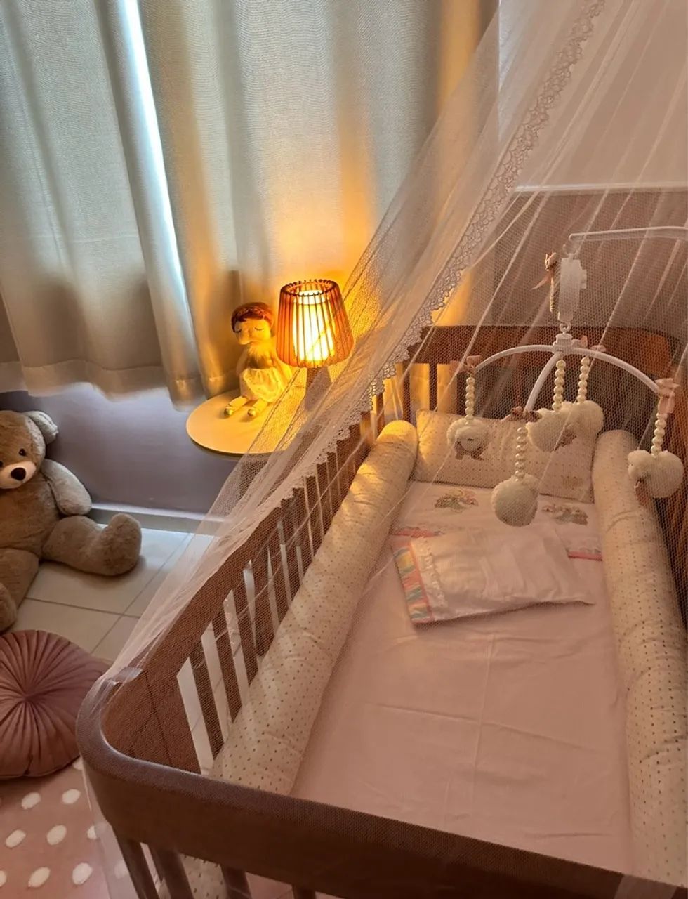 Berço Nido 3 em 1 - Freijó/Off White/Eco Wood  + 2 colchões (pequeno e grande) 