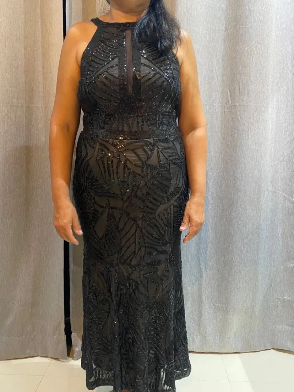 Vestido preto de lantejoulas - midi - esporte fino - Foto 2