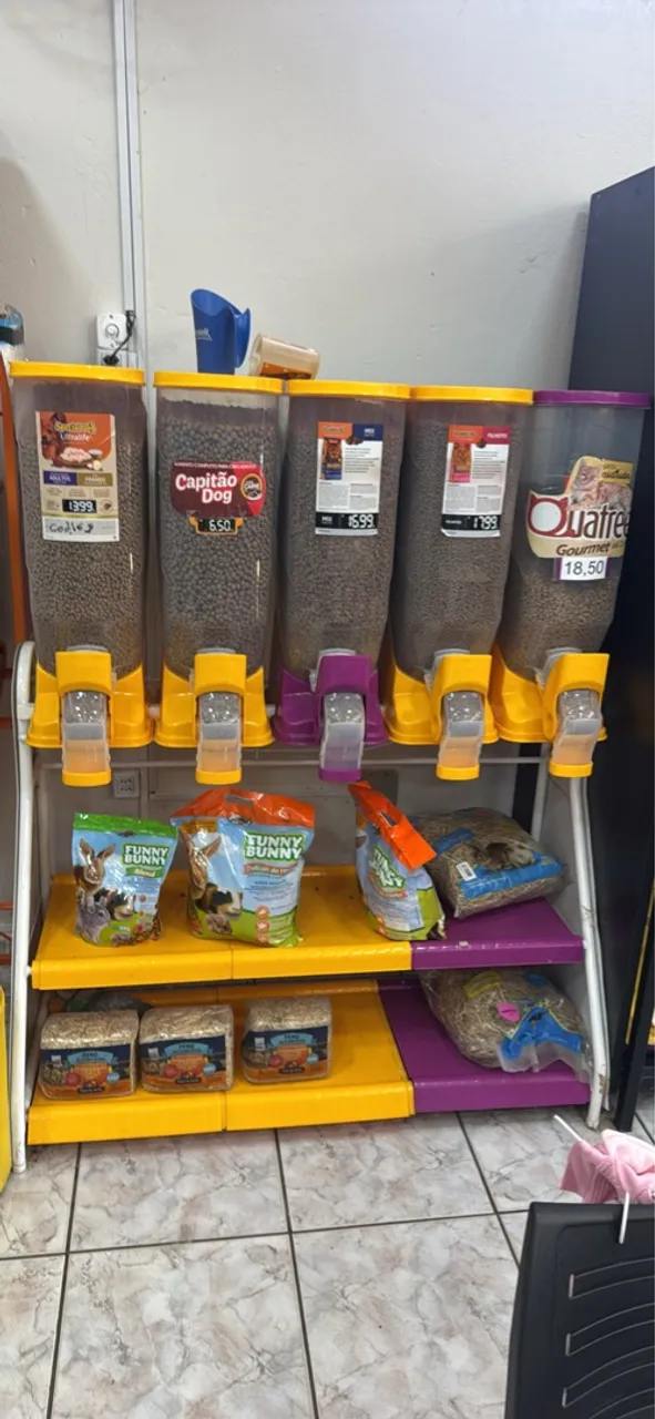 Dispenser de ração para pet shop a granel