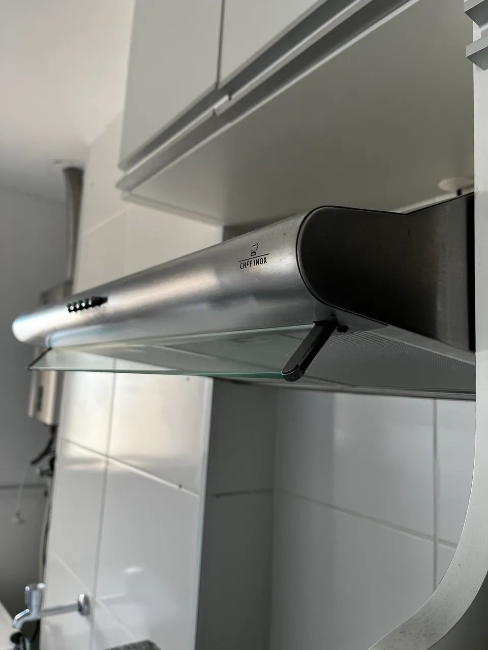 Depurador de ar de parede Electrolux inox com filtro lavável e máscara captadora de ar 