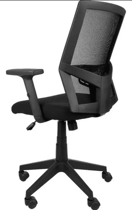 Cadeira de Escritório mesh office Basic, nova na caixa, Giratória com Rodinhas - Foto 2