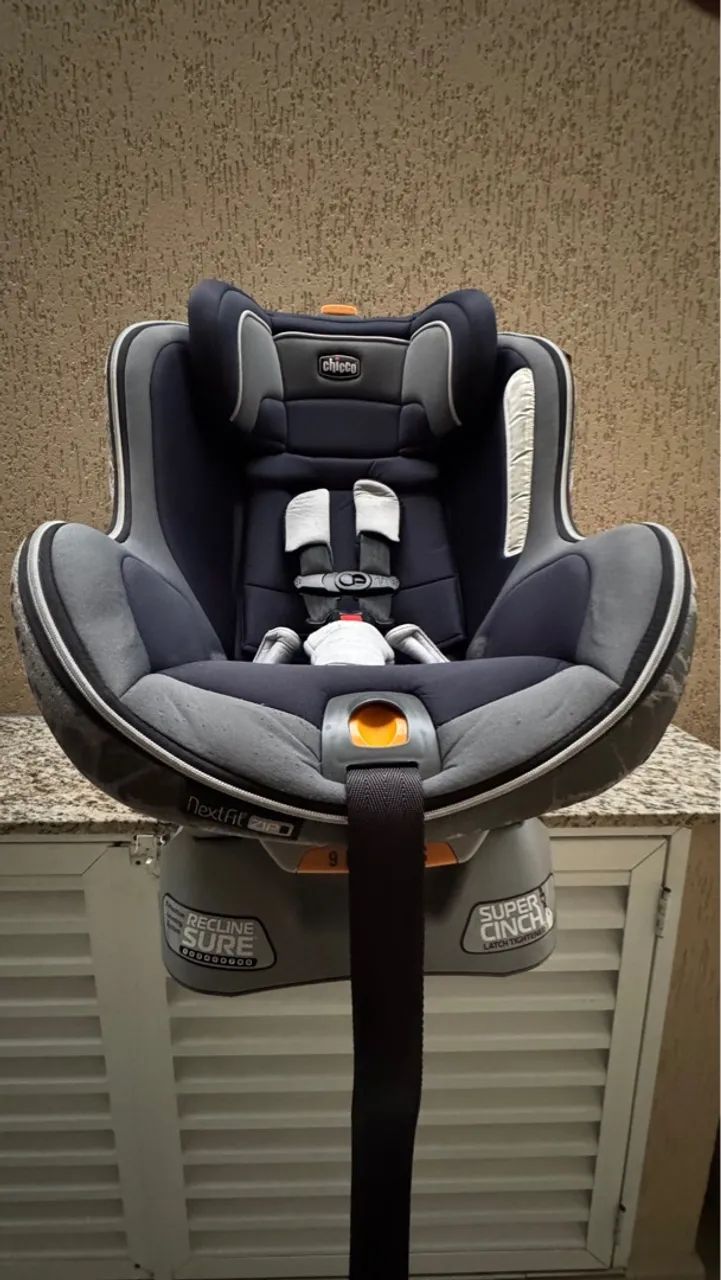 Cadeirinha Infantil Chicco NextFit Zip Max