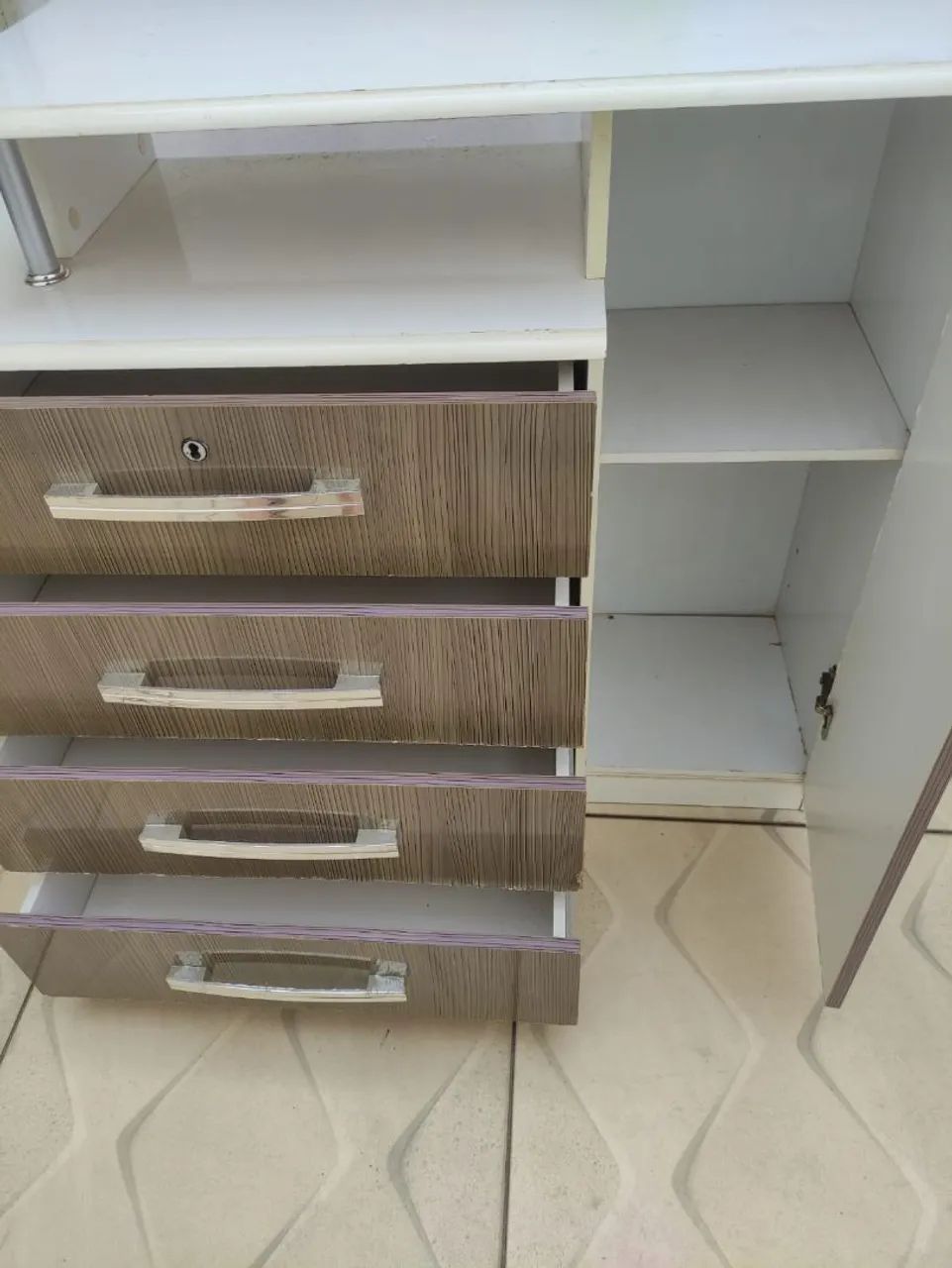 Cômoda 64308566903811124