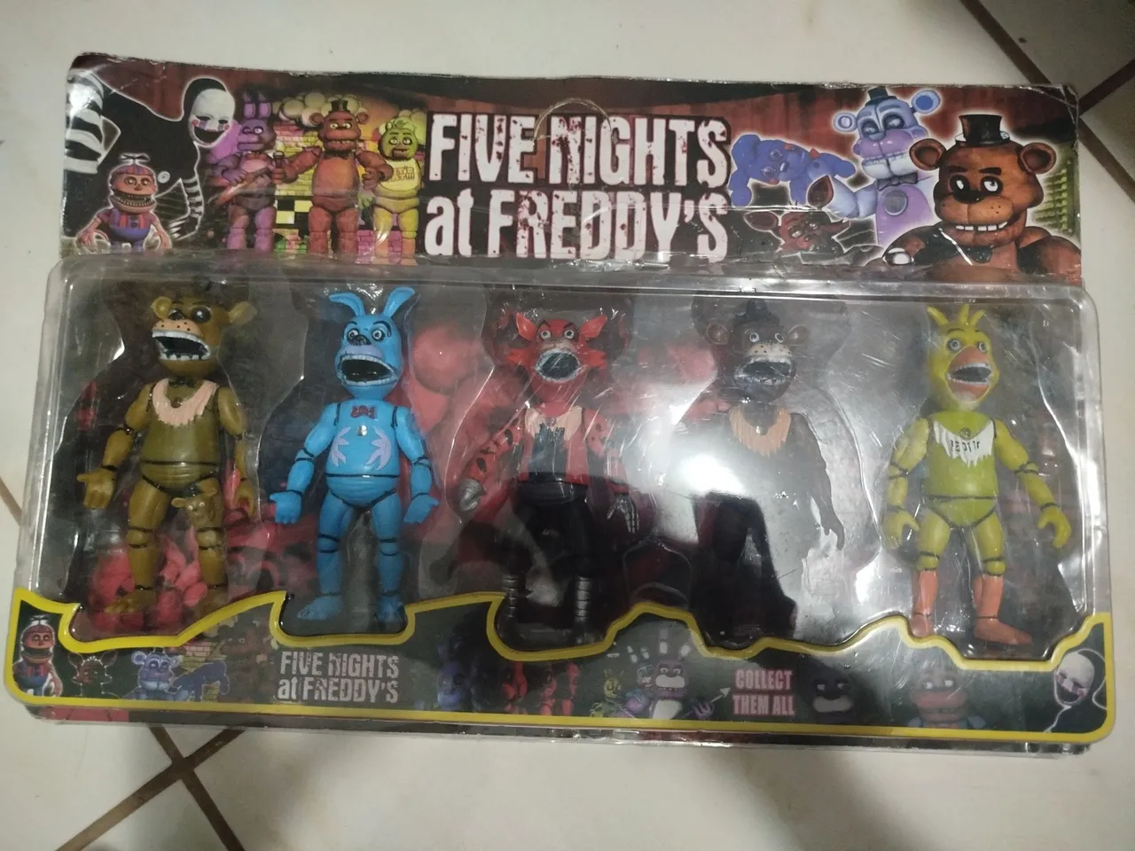 Bonecos Five Nights at Freddy's de camelô