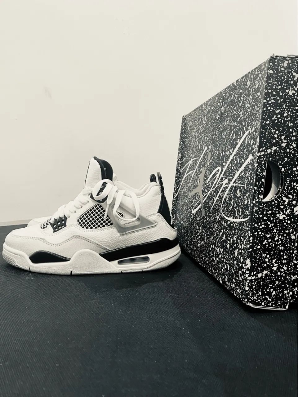 Air Jordan 4, tamanho 39 - Foto 2
