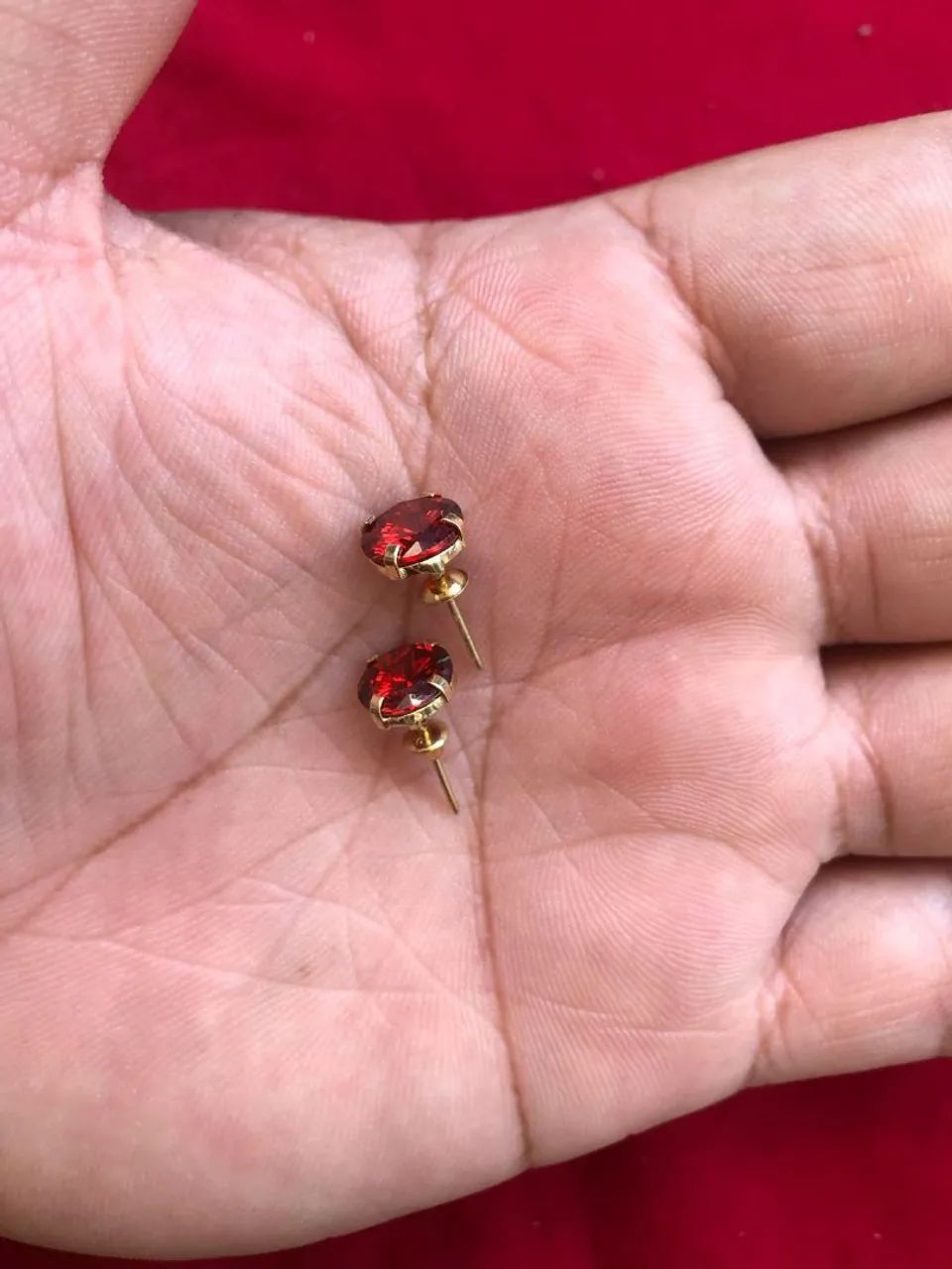 Conjunto de Colar e Brincos com Pedra Vermelha - Foto 4