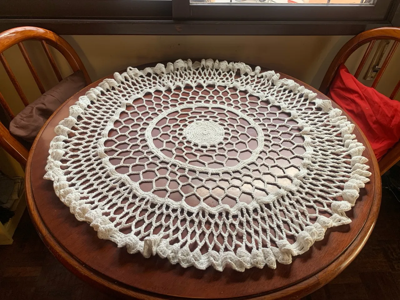 Centro de mesa em crochê artesanal
