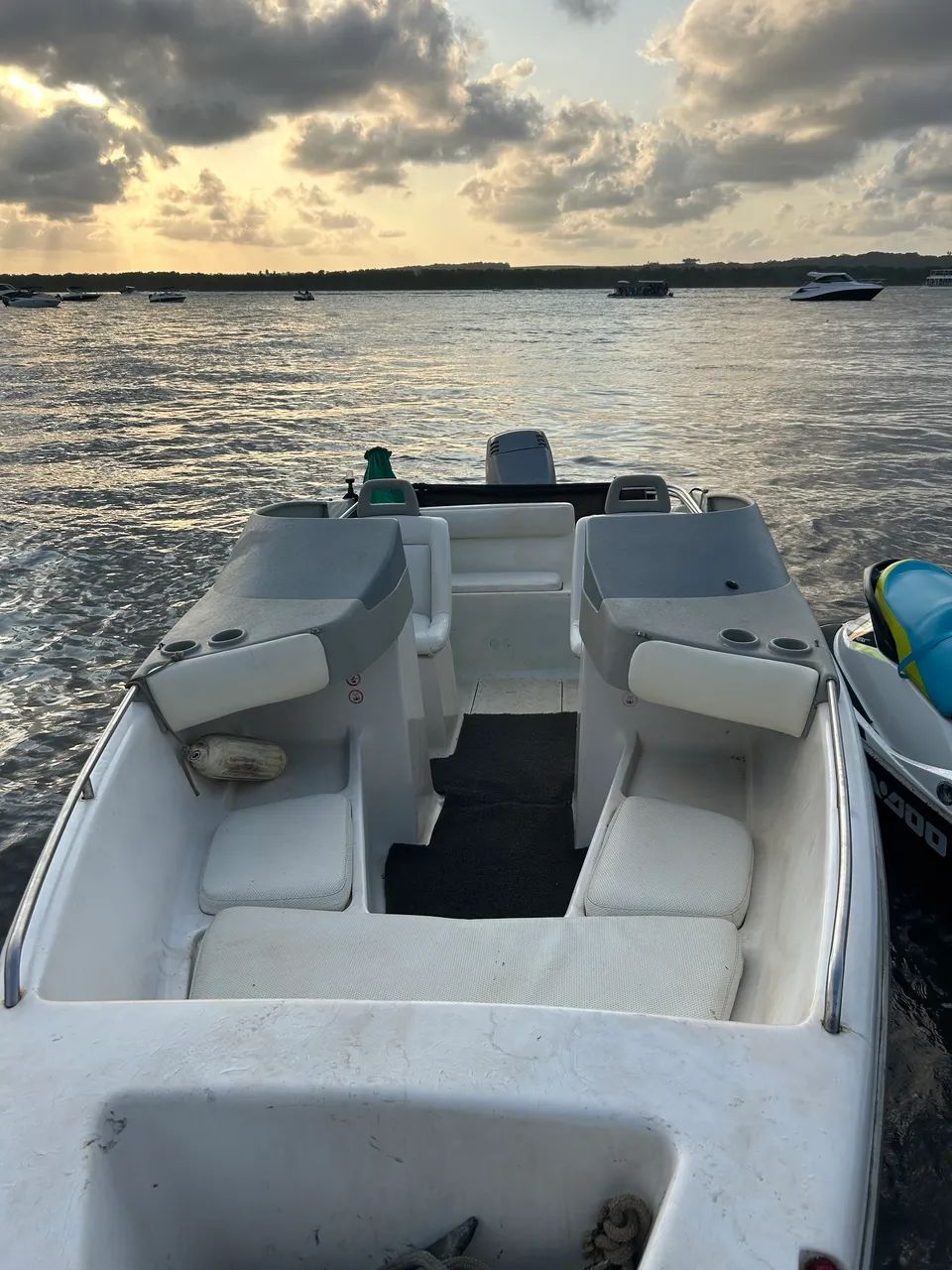 Lancha 19 pés - Aço Racing 230 - Foto 3