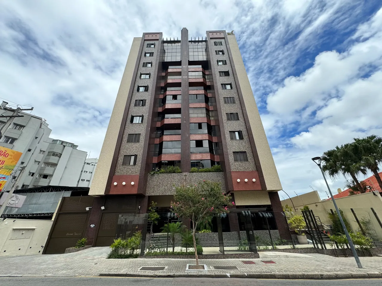 Cobertura à venda no Batel em Curitiba no Sunrise Towers