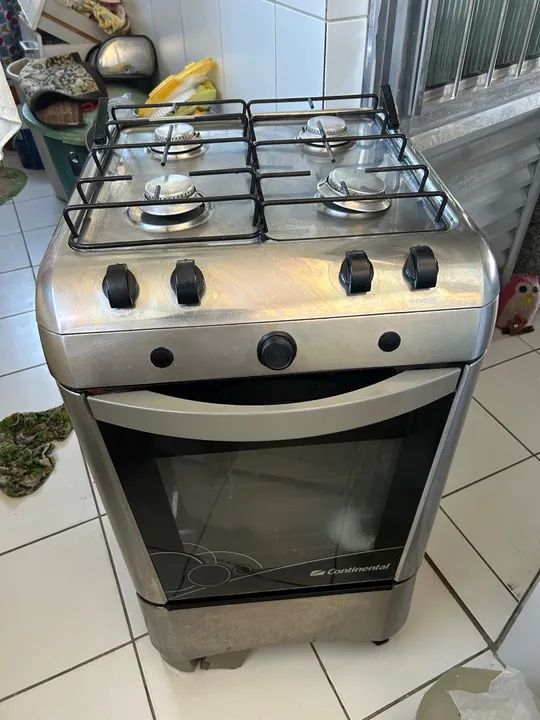 Fogão 4 bocas com forno - ótimo estado - Foto 5