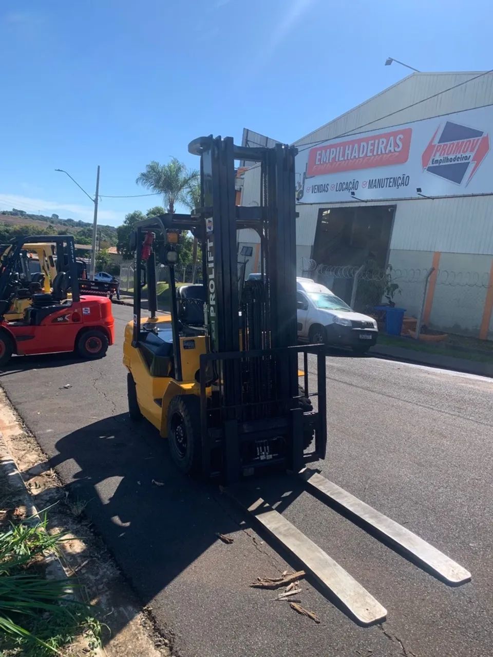 Empilhadeira Off Road! Pague o dobro pela mesma mecânica  - Foto 6