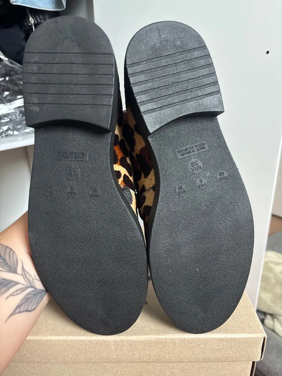Sapato Loafer com estampa de leopardo amaro  - Foto 3