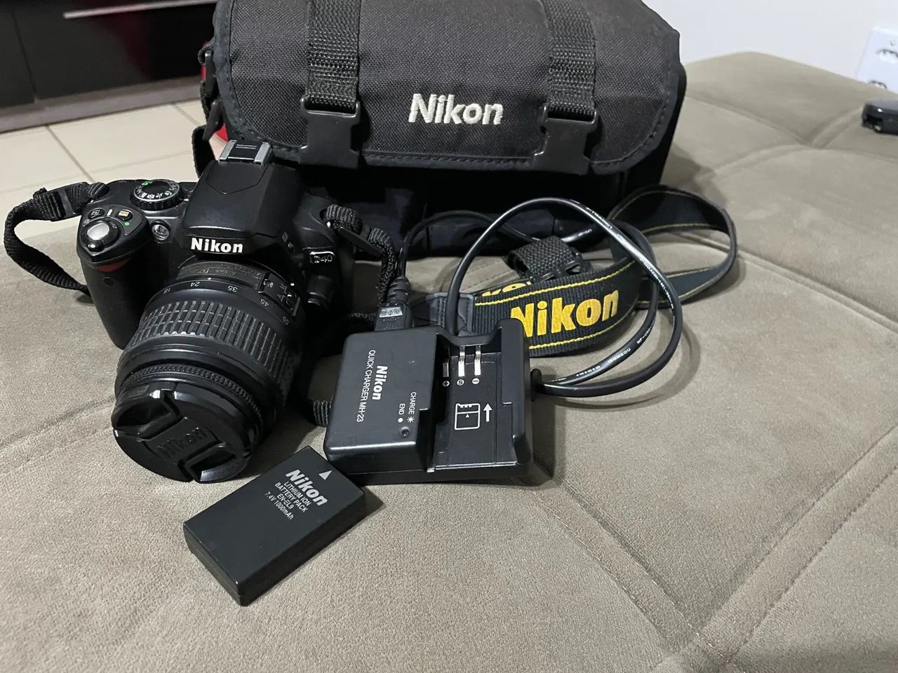 Câmera Nikon D40 funcionando 