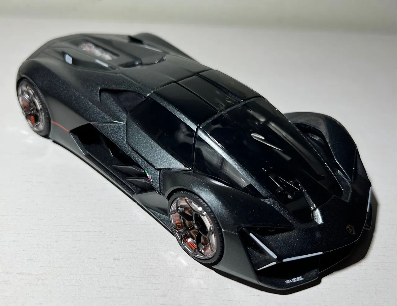 Miniatura 1:24