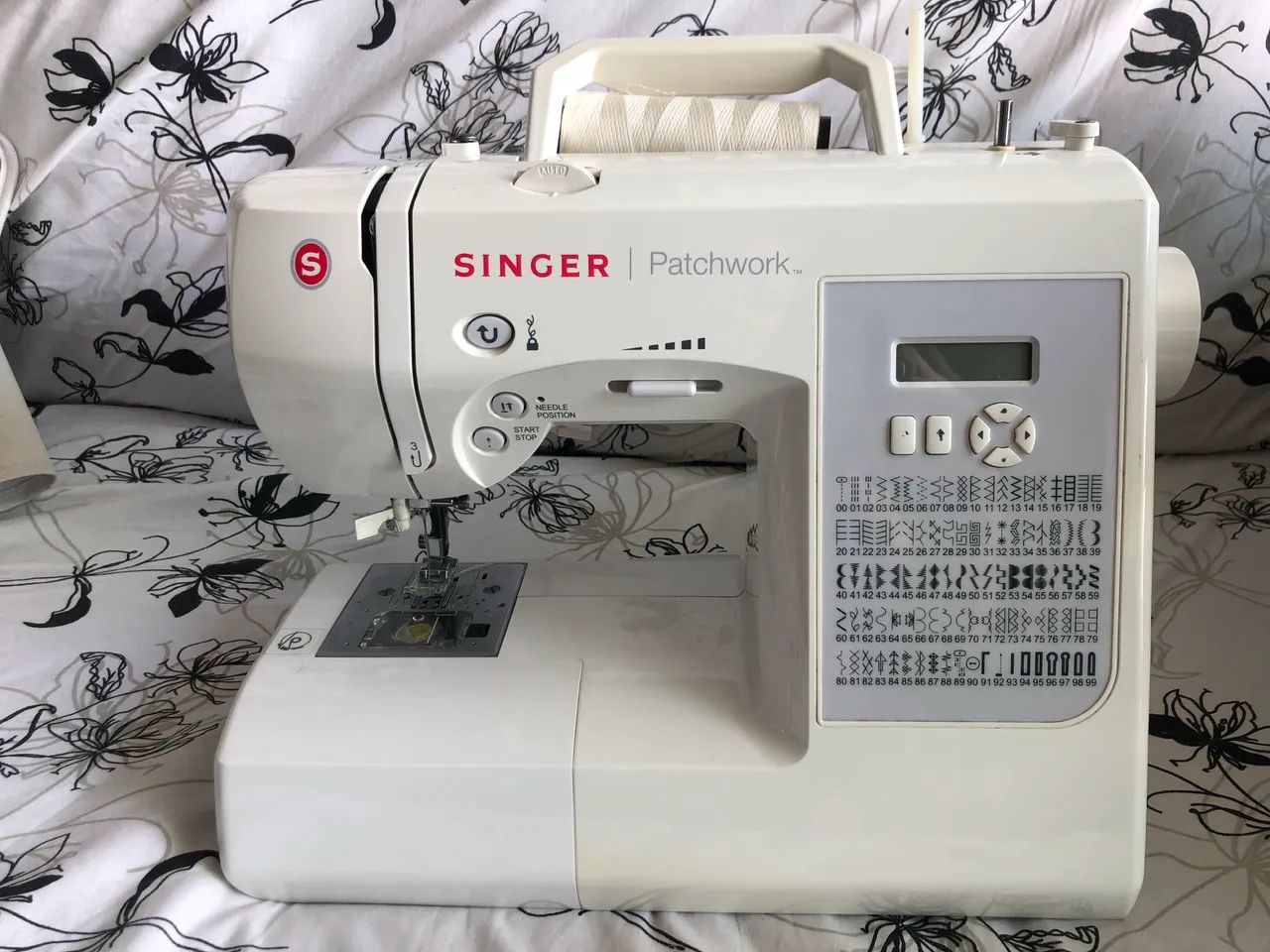OPORTUNIDADE ÚNICA - SINGER PATCHWORK SEMI NOVA ? - Foto 4
