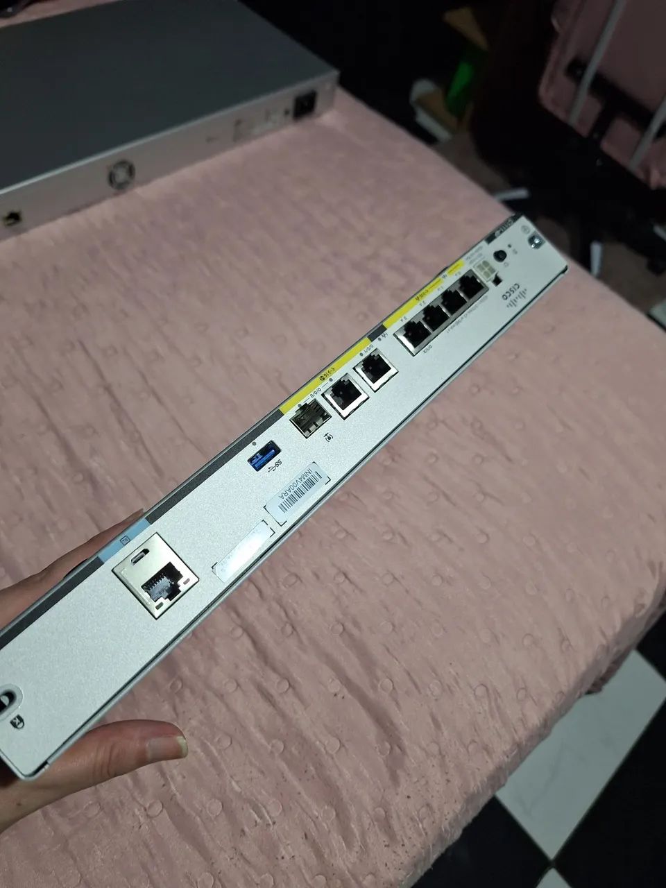 ROTEADOR EMPRESARIAL CISCO C1111-4P - Foto 3