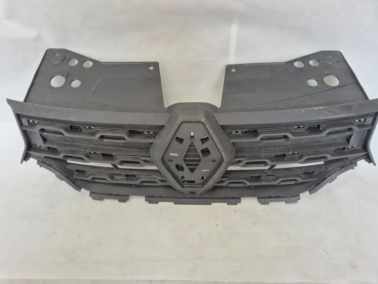 Grade frontal Renault Duster 2021 2020  - Foto 3