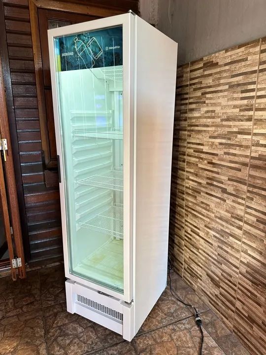 Visa cooler slim Metalfrio praticamente NOVO - Foto 2