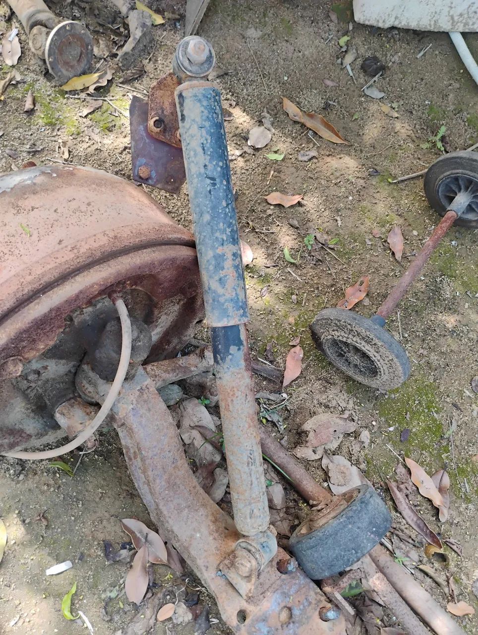 Par amortecedor dianteiro 1113 com suporte  - Foto 3