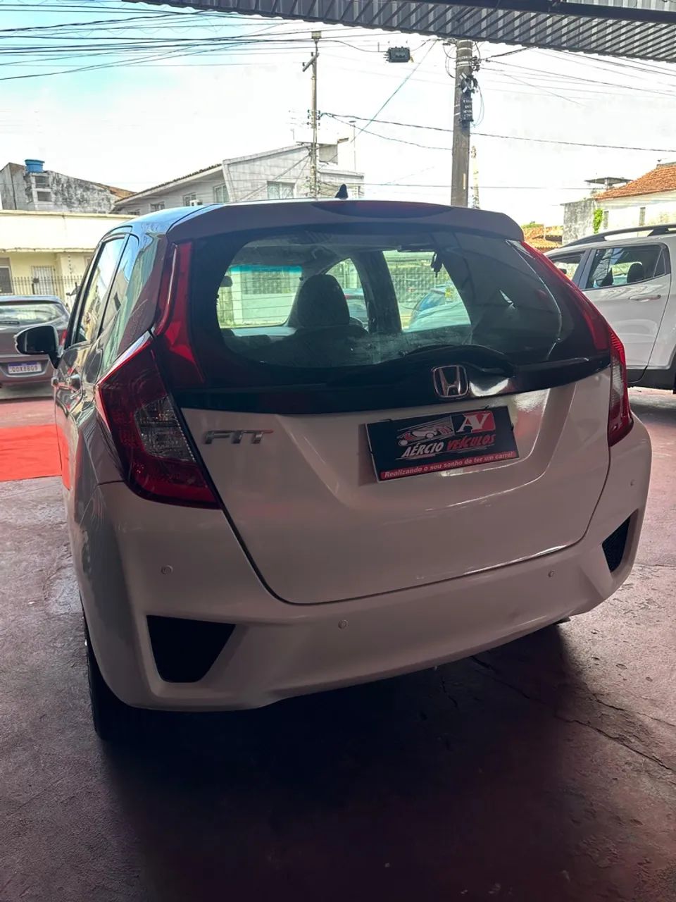 Honda Fit 2015 1 mil entrada Aércio veículos jc - Foto 3