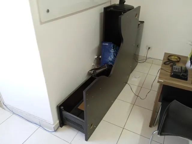 Balcão de recepção em MDF Preto 120 cm x 160 cm x 140 cm - Foto 5