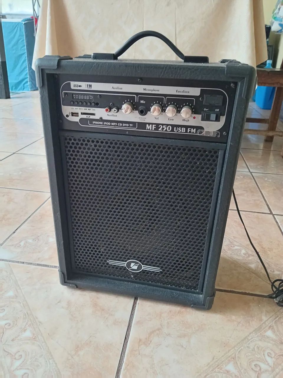 Caixa de som FRAHM MF 250 FM