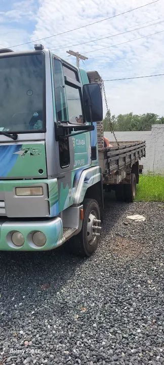 Caminhao ford cargo 712 2011 modelo 2012