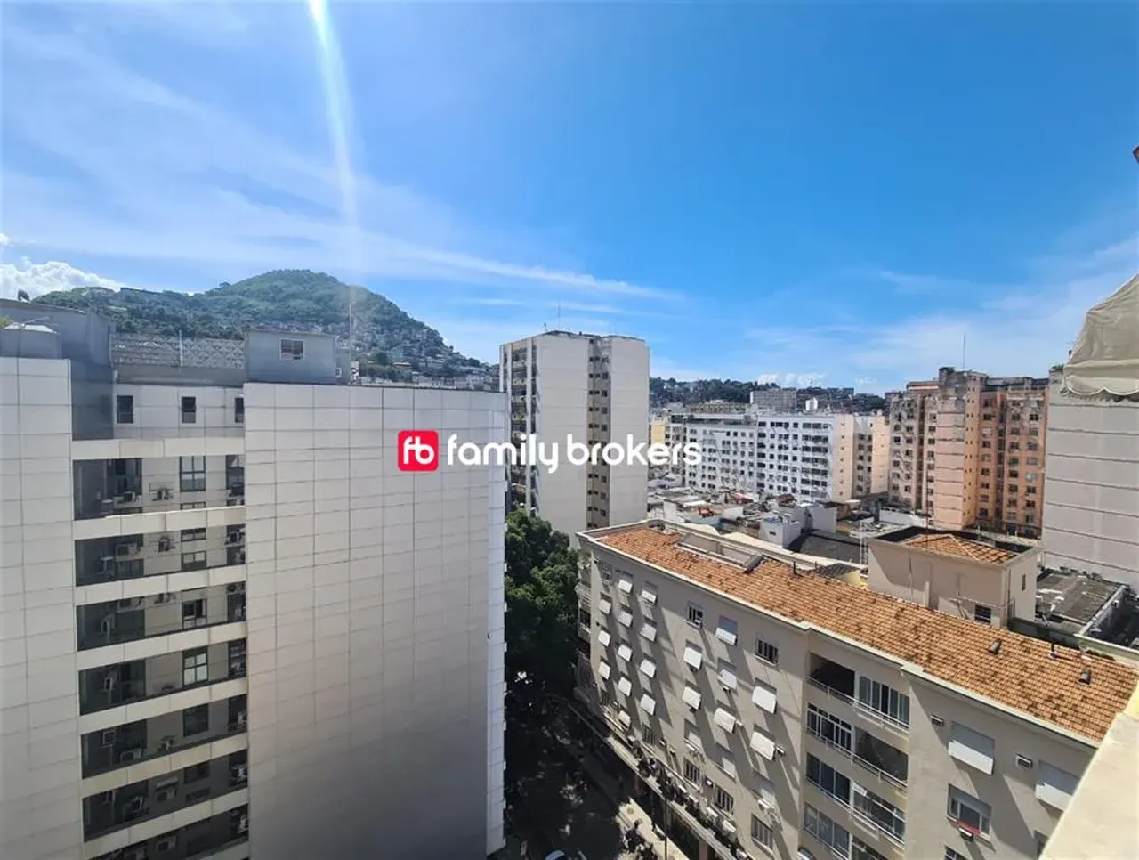 SALA/QUARTO DE 37M² - CATETE | COLADO NO LARGO DO MACHADO
