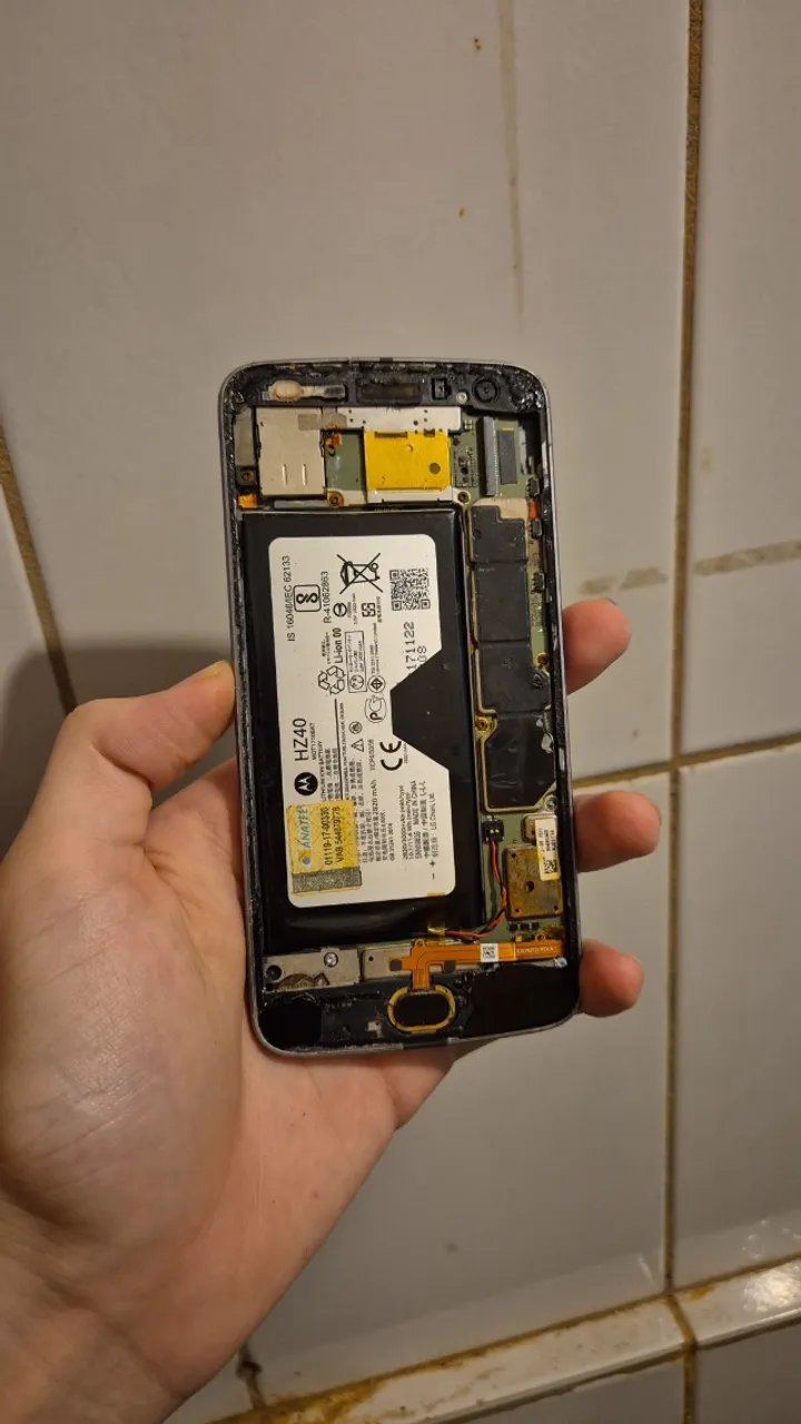 moto z2 play retirada de peças