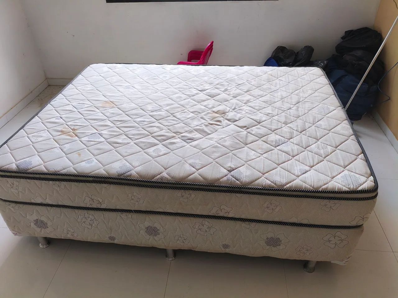 Cama de casal64302120097282120